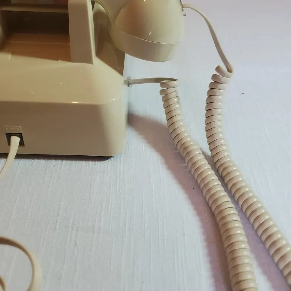 Desk Phone | Beige | Model CP08476